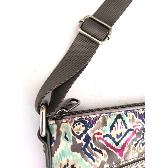 Sakroots Crossbody Artist Circle Printed Nylon Adj Web Strap Lightweight - Picture 4 of 11